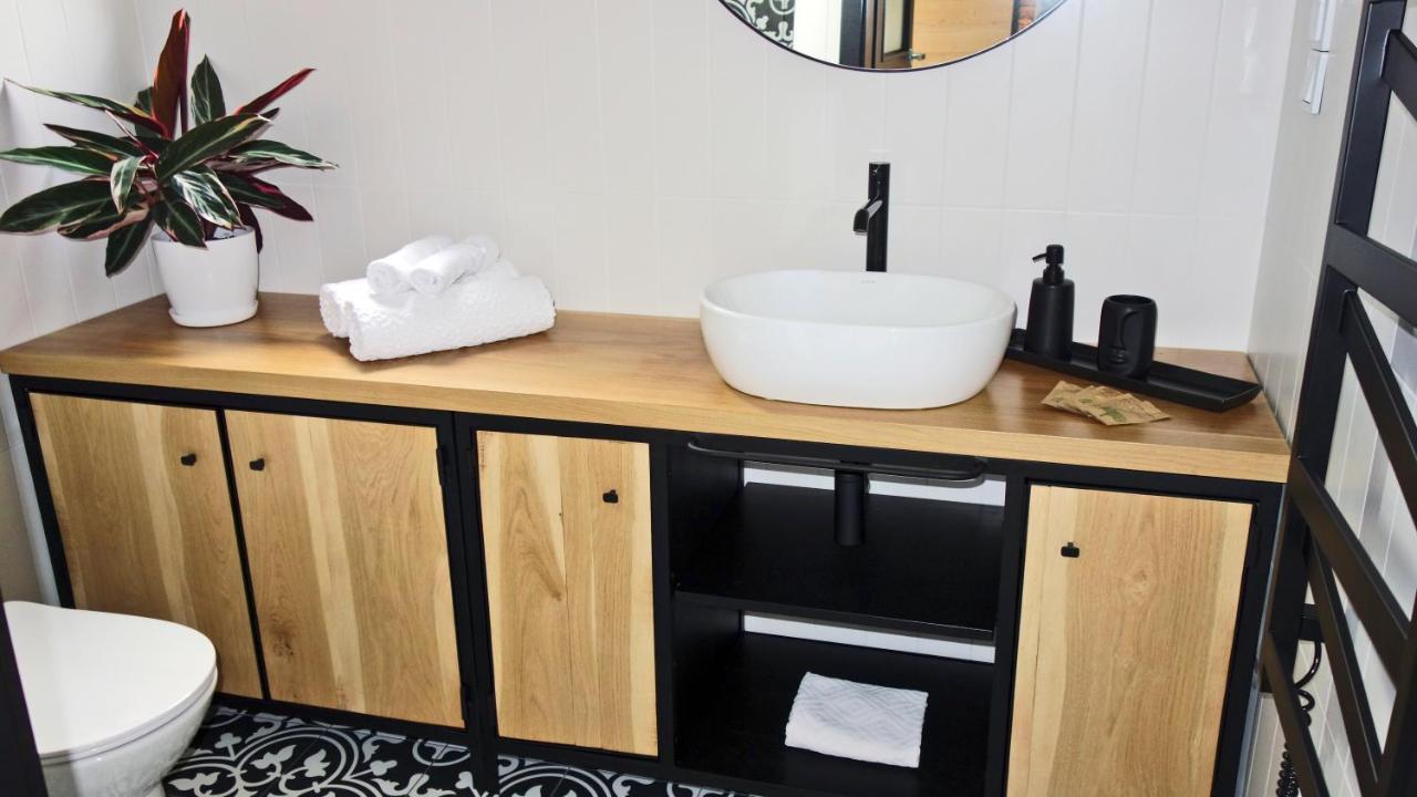 Dzikie Lisko - Apartament Z Tarasem Lesko Eksteriør bilde
